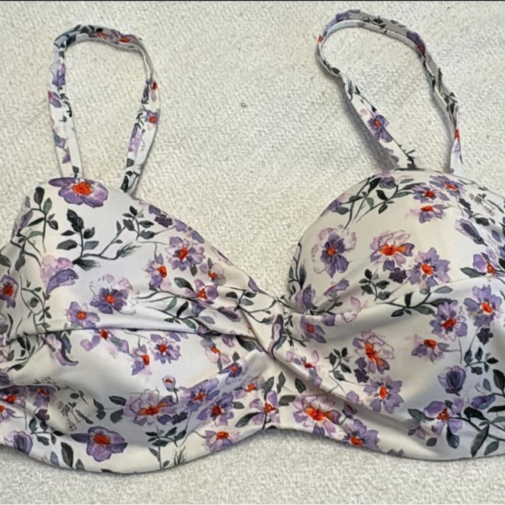 H&M bathing suit top
